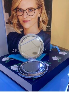Silver Pink Compact Mirror with Dual Mirrors